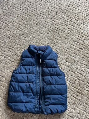 GAP Navy Blue Puffer Vest